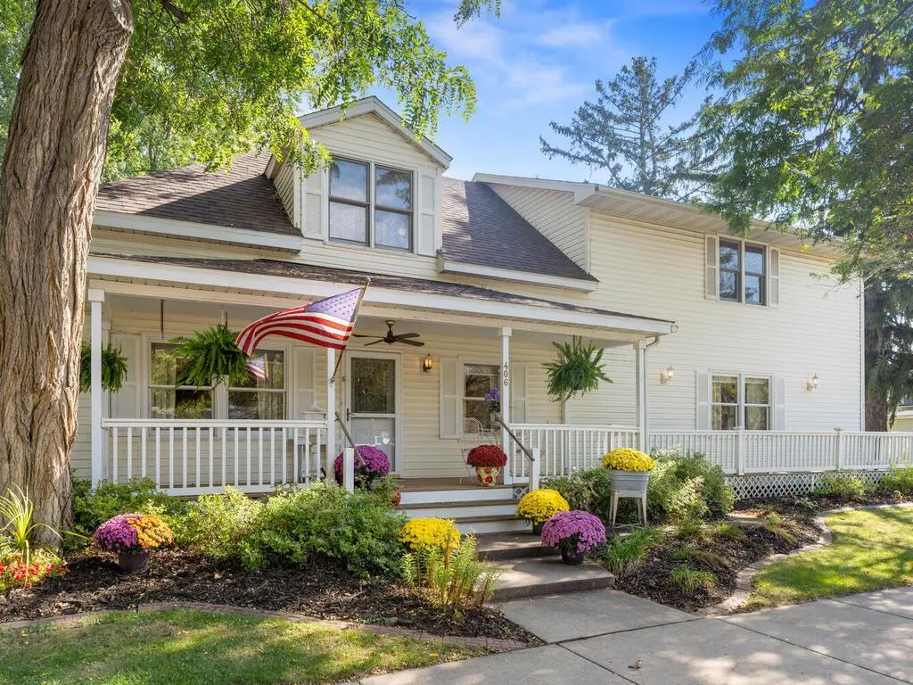 406 S Rum River DR, Princeton, MN 55371
