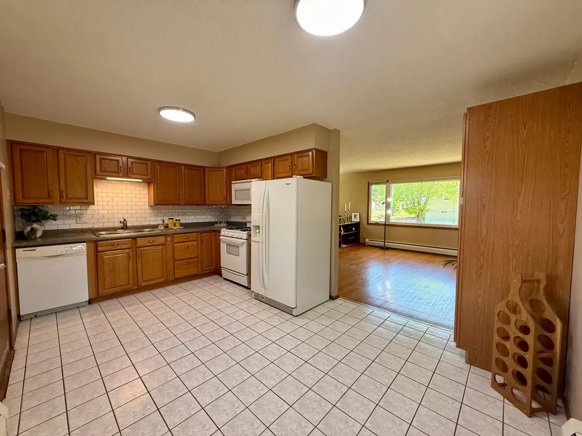 1621 40th ST NW, Rochester, MN 55901