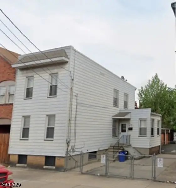 204 Jefferson St, Newark City, NJ 07105