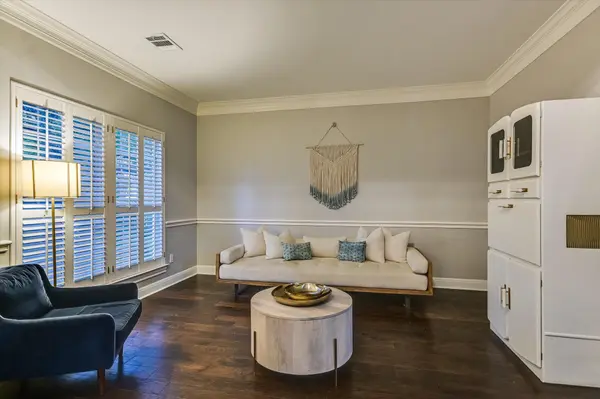 43 LOST MEADOW TRL, The Hills, TX 78738