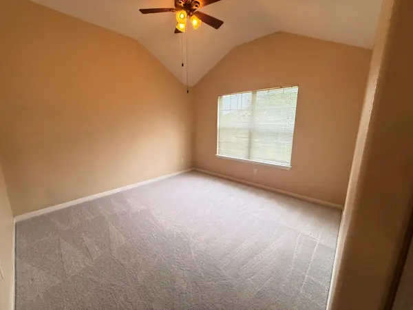 4009 Kerley CT, Hutto, TX 78634