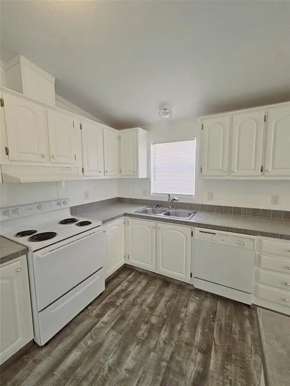 1467 Live Oak DR, Canyon Lake, TX 78133