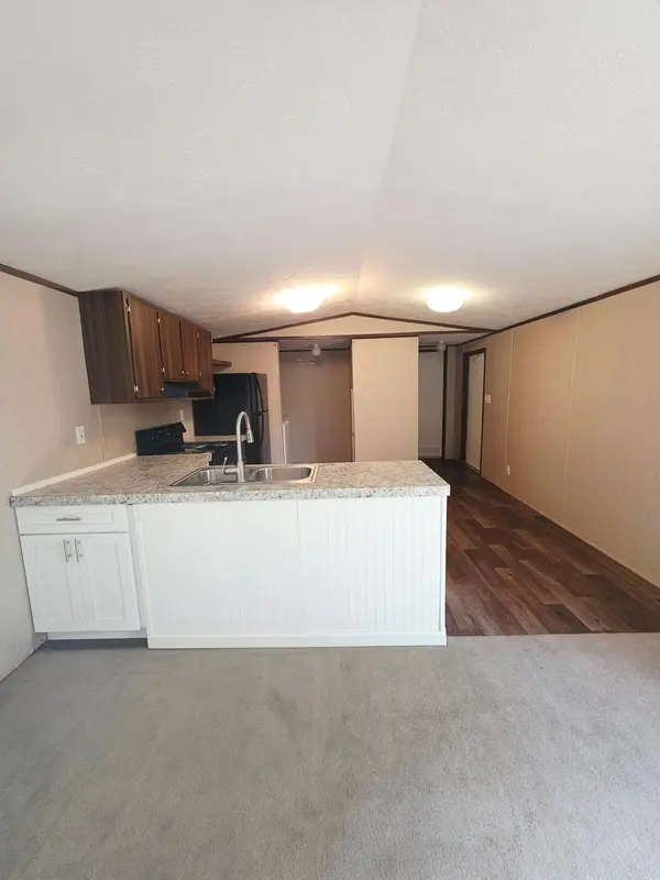 149 Castle Guard LN, San Marcos, TX 78666