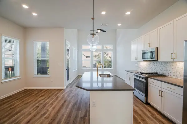 13617 Defiance PASS #136, Austin, TX 78717