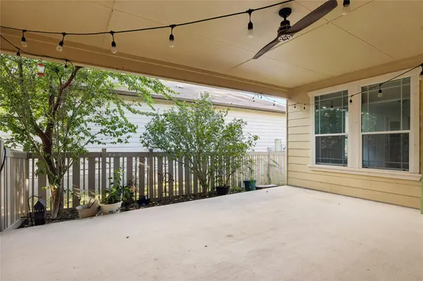 2182 Herzog, Kyle, TX 78640