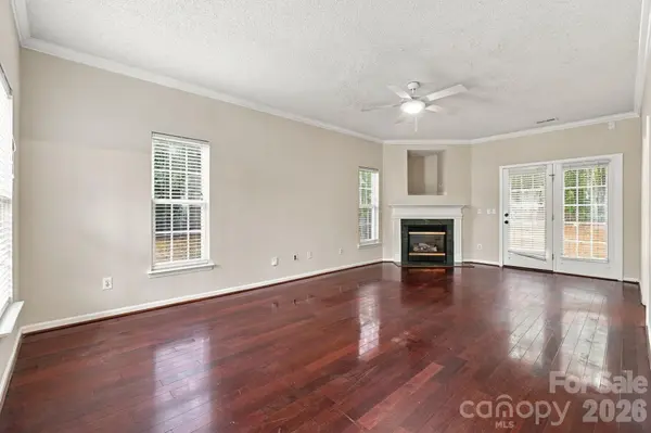 12806 English Walnut LN, Charlotte, NC 28215