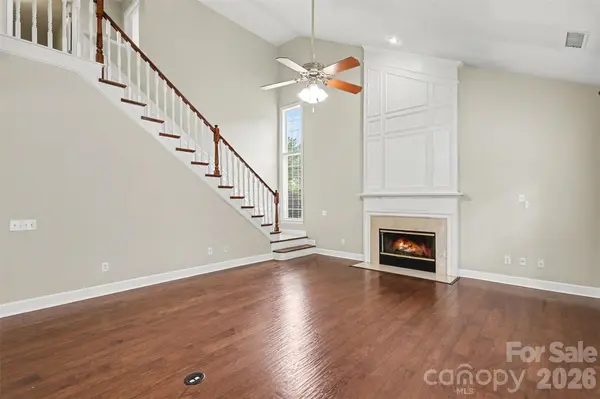 11027 Knight Castle DR, Charlotte, NC 28277