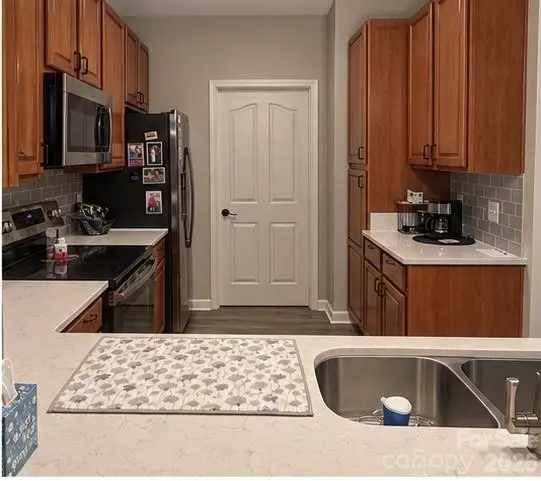 17215 Doe Valley CT, Cornelius, NC 28031