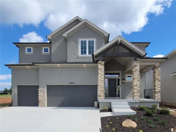 18257 Earnshaw ST, Overland Park, KS 66013