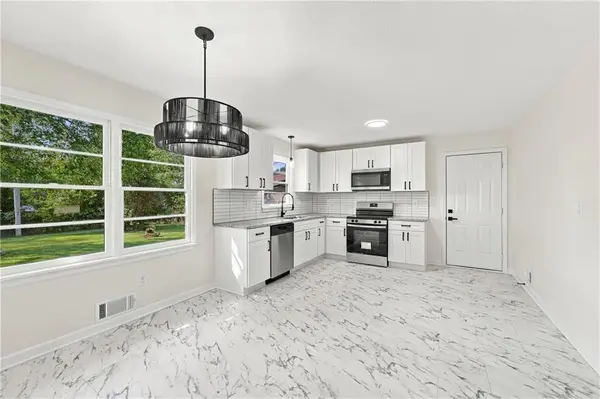 3320 Blue Ridge BLVD, Independence, MO 64052