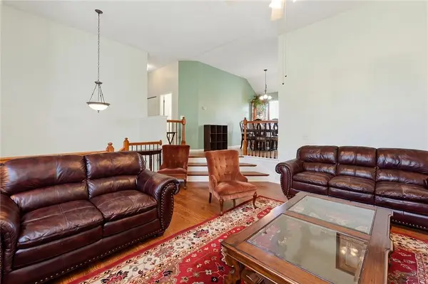 728 S Maple ST, Gardner, KS 66030
