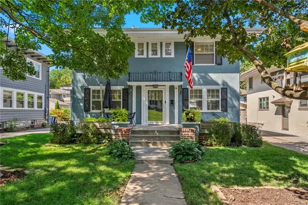 620 W 60TH TER, Kansas City, MO 64112