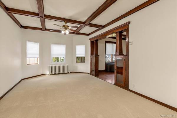 585 Seaman AVE, Baldwin, NY 11510