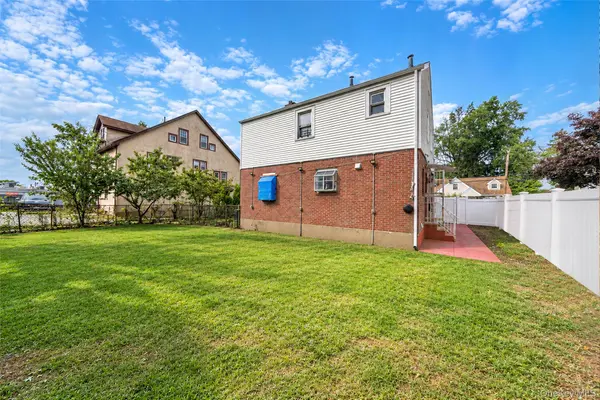 30 Fairview BLVD, Hempstead, NY 11550