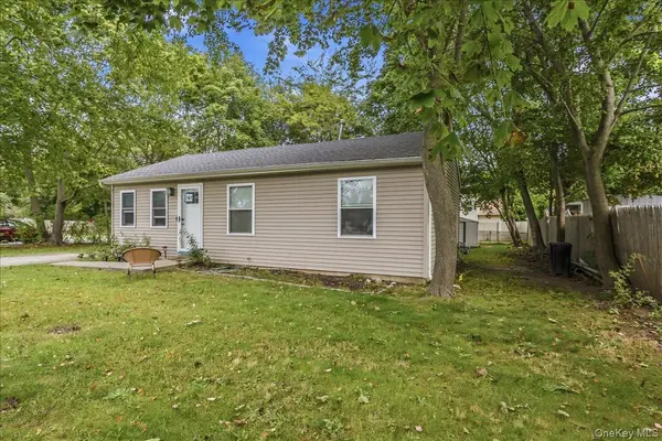 761 Provost AVE, Bellport, NY 11713