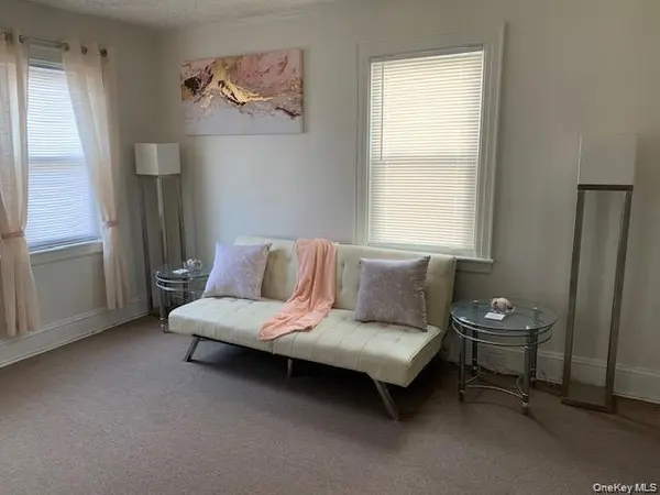 Address not disclosed, Rosedale, NY 11422