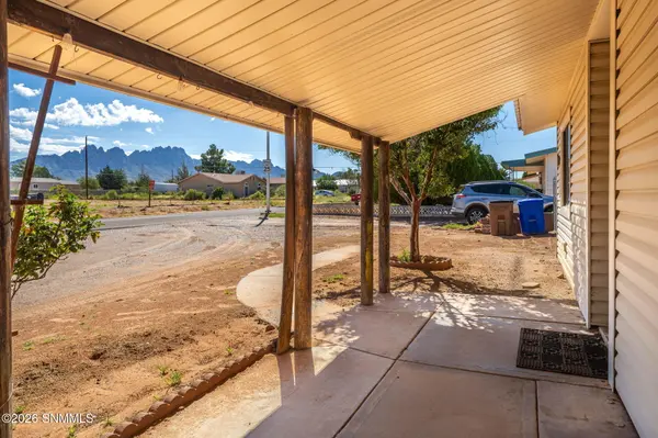 5181 Wild Bill LN, Las Cruces, NM 88011