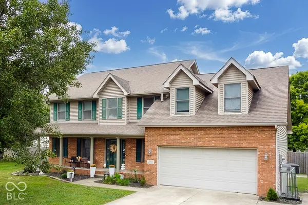 1992 Westminster PL, Columbus, IN 47201