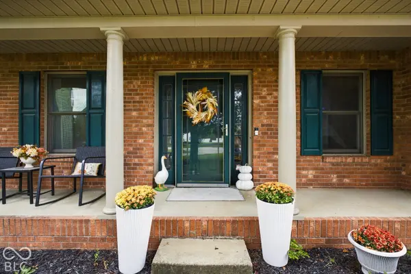 1992 Westminster PL, Columbus, IN 47201