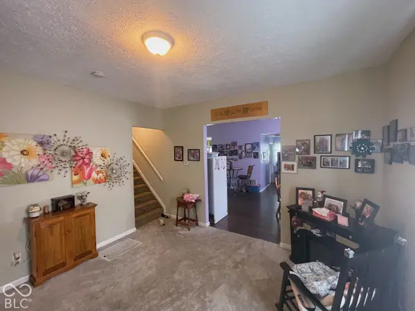 413 N East ST, Greenfield, IN 46140