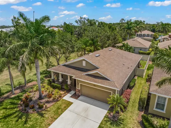8302 KARPEAL DR, Sarasota, FL 34238