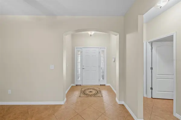 8302 KARPEAL DR, Sarasota, FL 34238