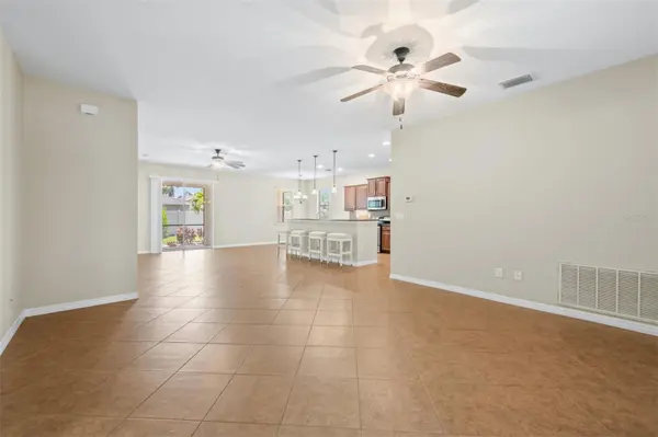 8302 KARPEAL DR, Sarasota, FL 34238