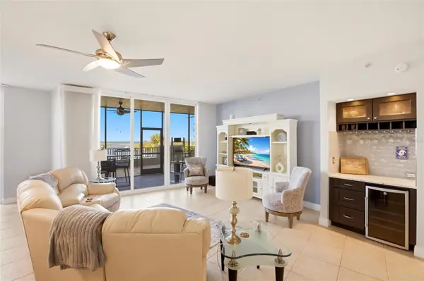 3313 SUNSET KEY CIR #105, Punta Gorda, FL 33955