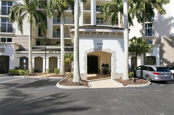 3313 SUNSET KEY CIR #105, Punta Gorda, FL 33955