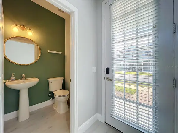 10157 RIDGEBLOOM AVE, Orlando, FL 32829