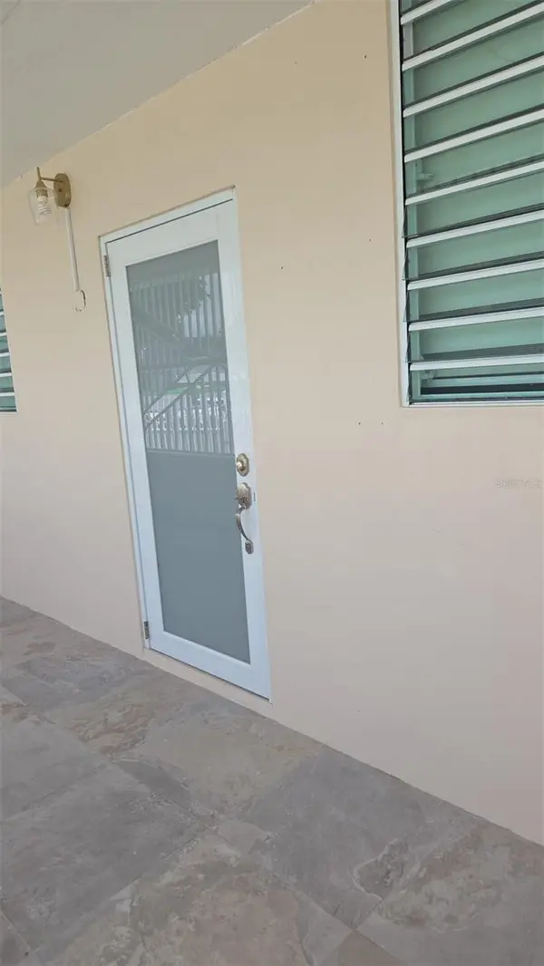 C/ VILLA DEL REY PROVENZA, Caguas, PR 00727