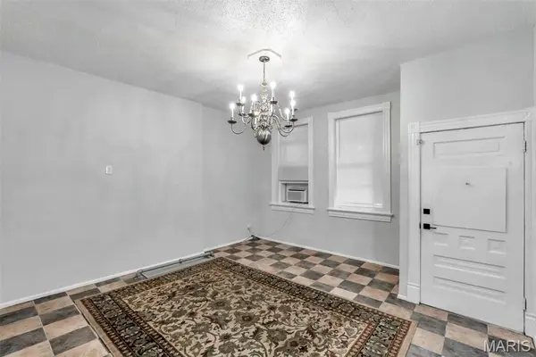 4316 Gertrude AVE, St Louis, MO 63116