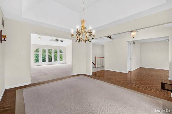 74 Forest Hills DR, Washington, MO 63090