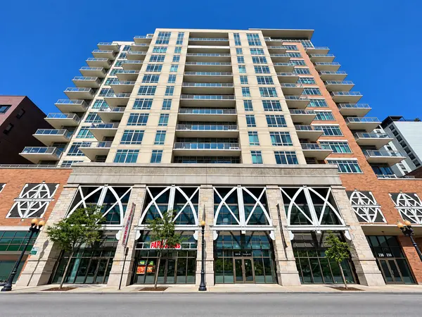 230 W DIVISION ST #1501, Chicago, IL 60610