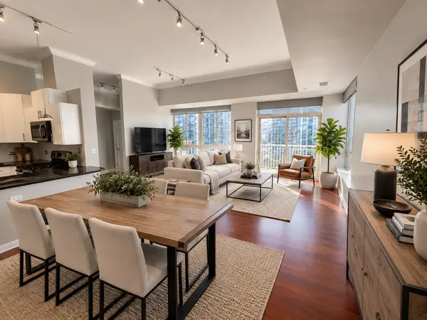 230 W DIVISION ST #1501, Chicago, IL 60610