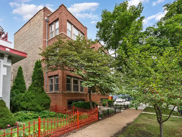 1616 W Rascher AVE #3W, Chicago, IL 60640