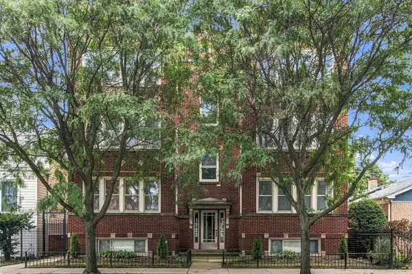 1723 W Foster AVE, Chicago, IL 60640