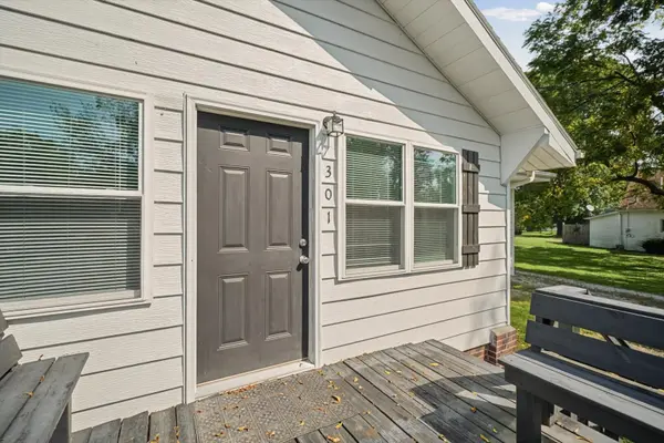 301 Clark ST, Georgetown, IL 61846