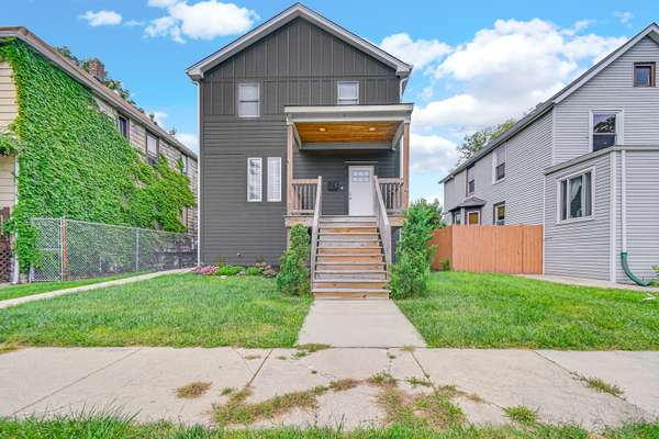 612 S 13th AVE, Maywood, IL 60153