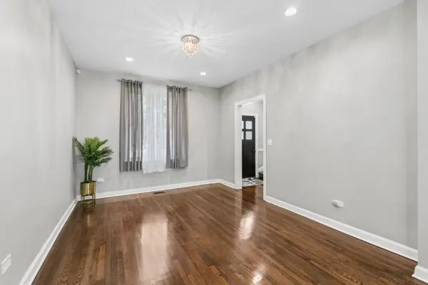701 E 89th PL, Chicago, IL 60619
