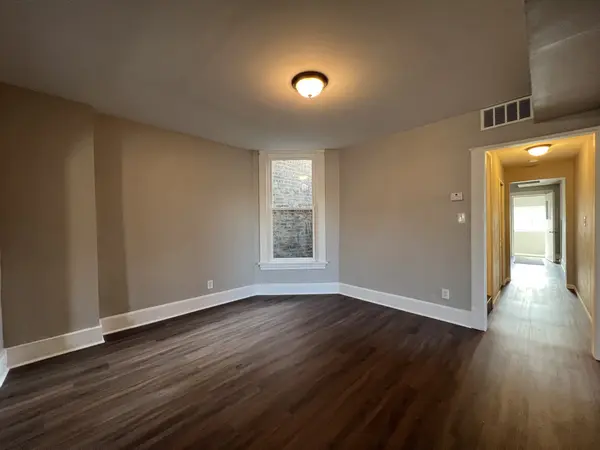 3252 S Princeton AVE #3, Chicago, IL 60616