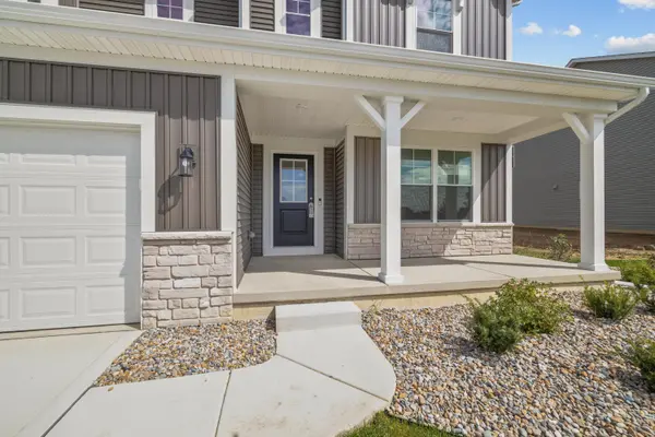 10413 Texas ST, Crown Point, IN 46307