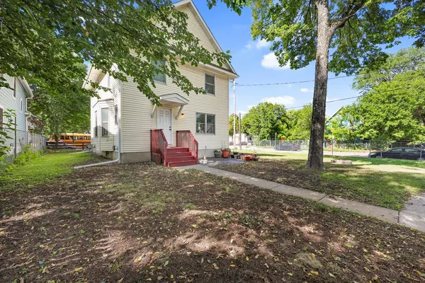 2605 17th AVE S, Minneapolis, MN 55407