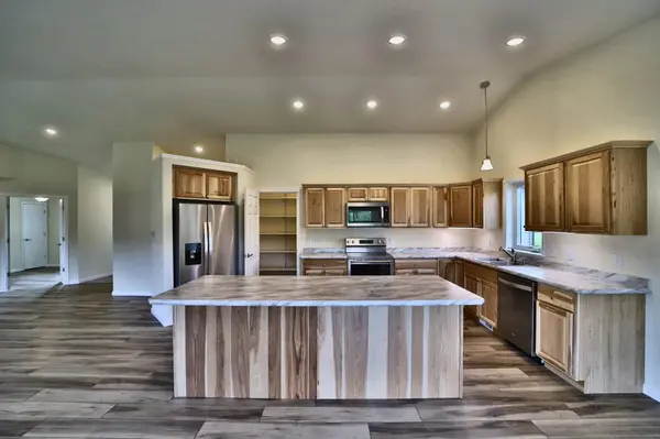 11946 Joneswood CIR, Baxter, MN 56425