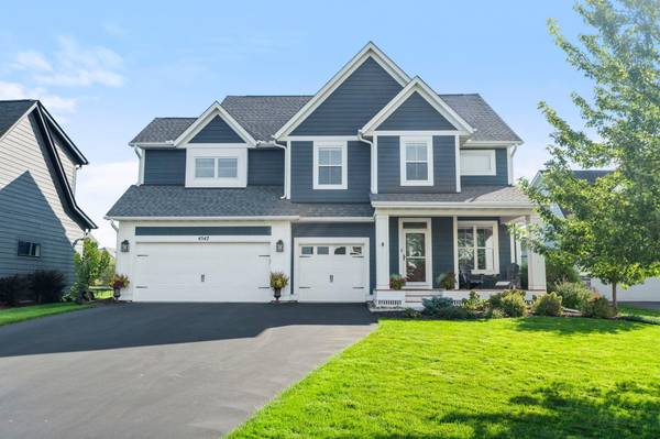 4547 Silverado DR, Woodbury, MN 55129