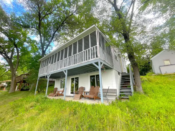 12139 Grant AVE NW, Maple Lake, MN 55358