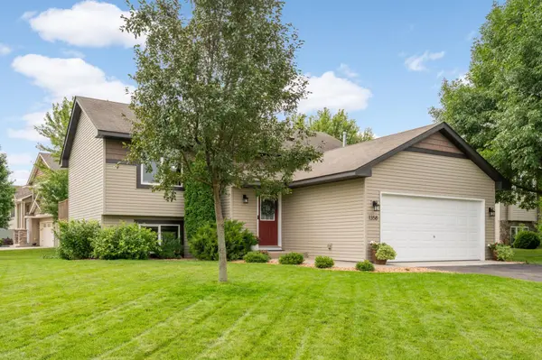 1358 Birch DR, Mayer, MN 55360