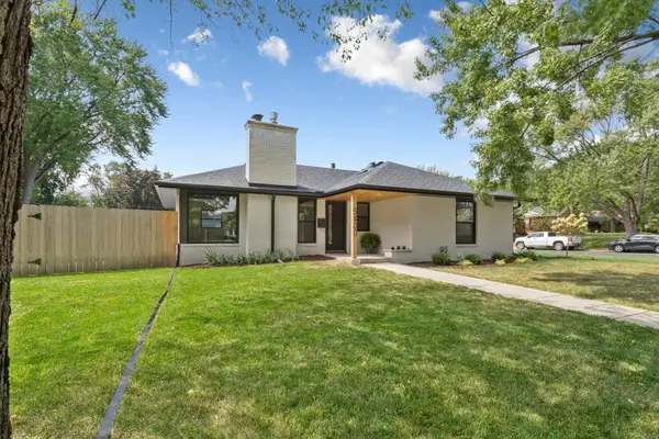 5400 Richmond LN, Edina, MN 55436