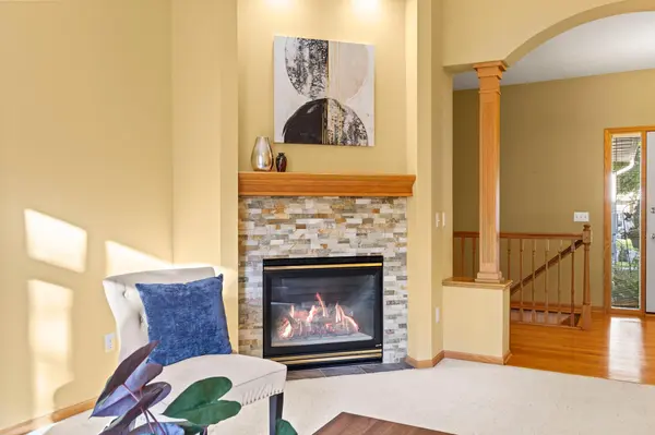 2830 Boulder DR, Burnsville, MN 55337