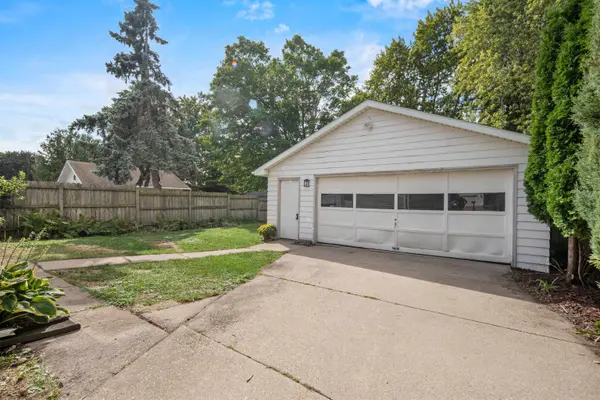 315 VAN ST, Neenah, WI 54956-2465